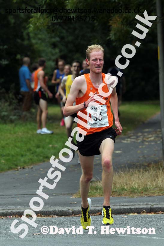 Senior mens Northern 6 Stage Road Relay, Warrington. Photo: David T. Hewitson/Sports for All Pics